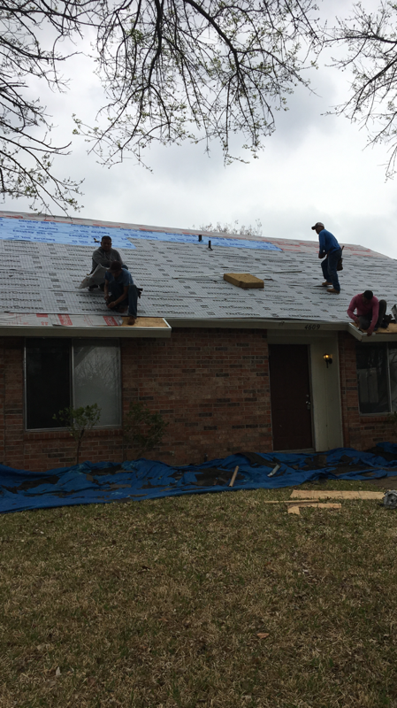 https://www.simplehousedfw.com/wp-content/uploads/2017/06/selling-a-house-that-needs-repairs-dallas-roof-in-need-of-repair.png